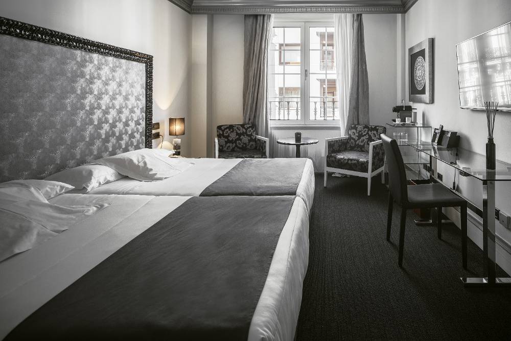 Hotel Lopez De Haro