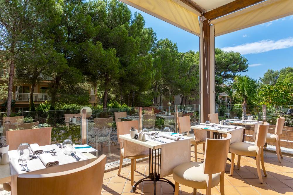 VIVA Cala Mesquida Suites & Spa Adults Only 16+.