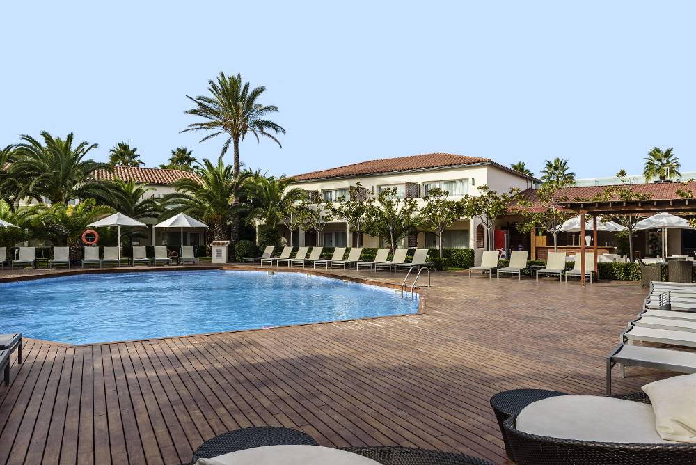 Oassium Hotel At Estival Park