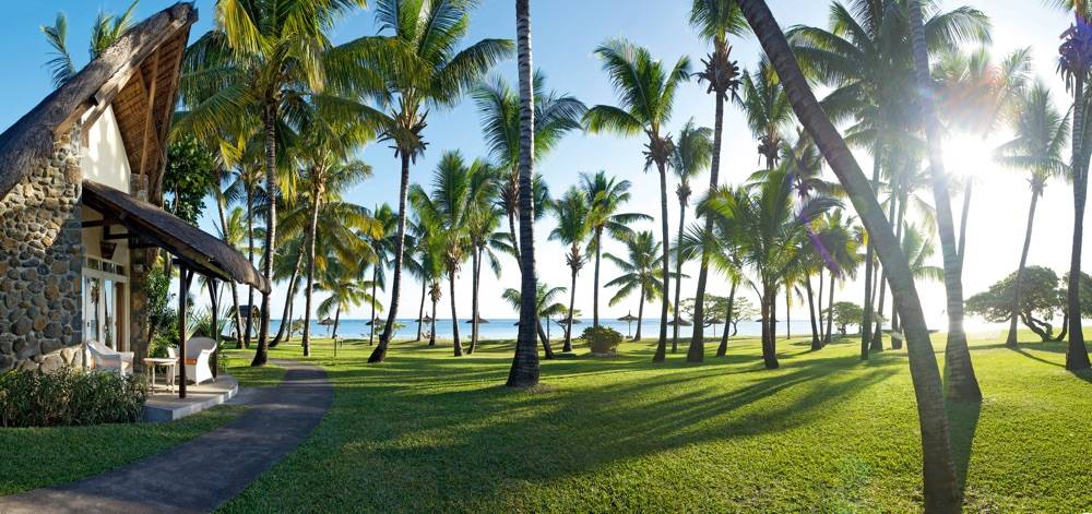 La Pirogue, A Sun Resort