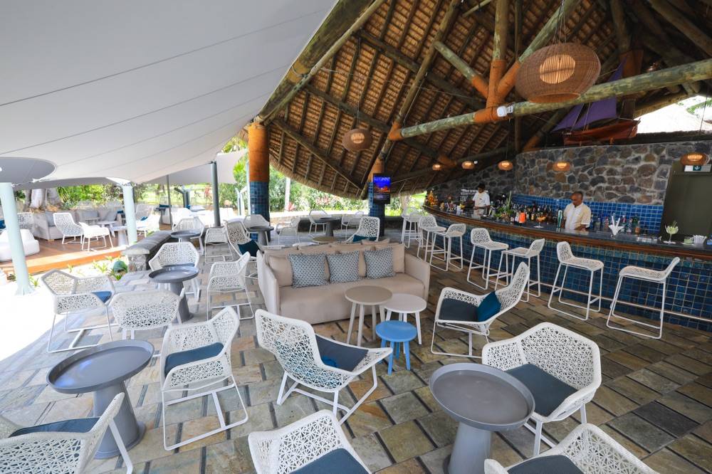 La Pirogue, A Sun Resort