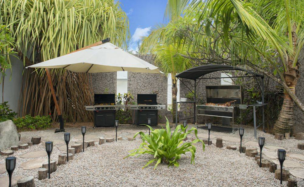 AVANI Seychelles Barbarons Resort & Spa
