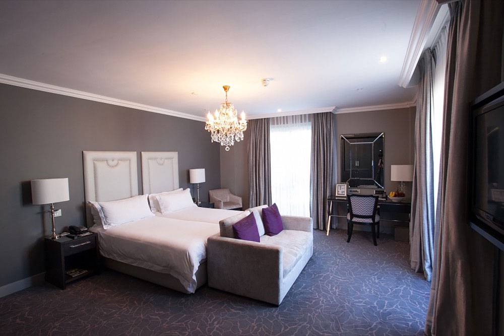 Queen Victoria Hotel