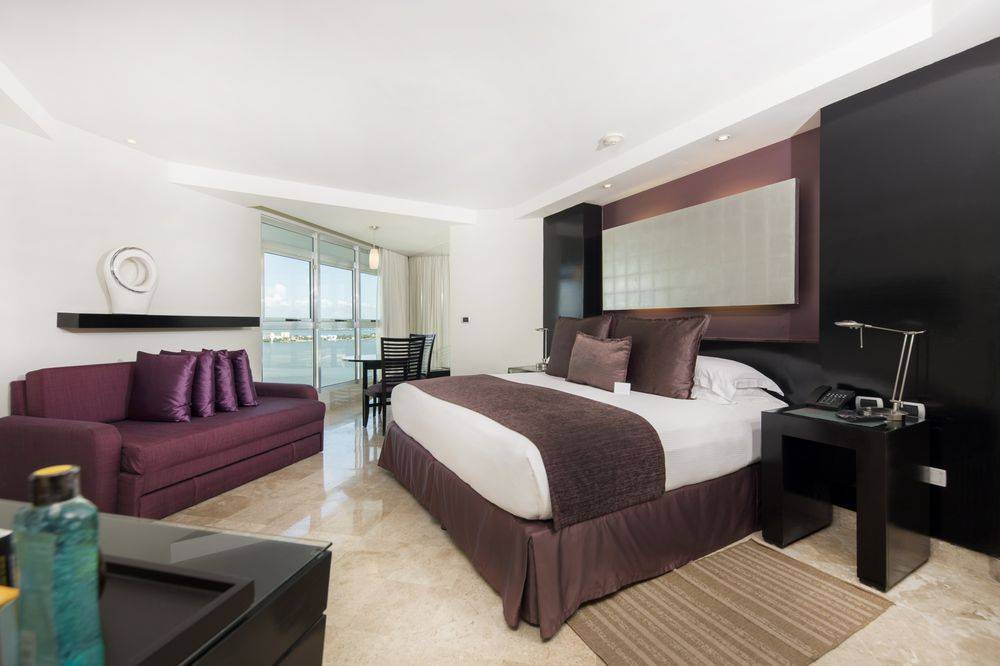 Melody Maker Cancún