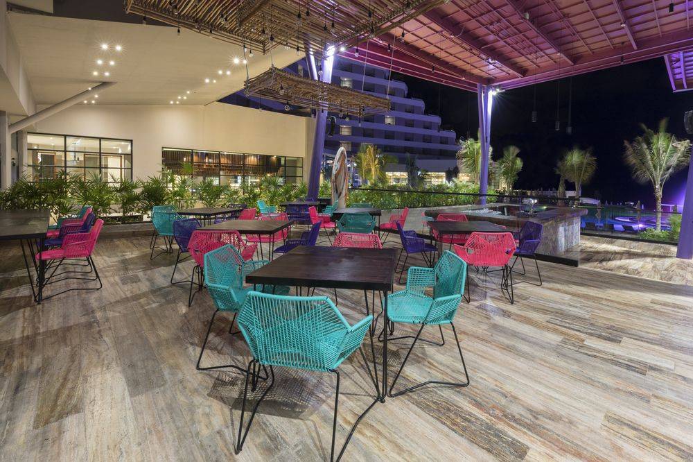 Melody Maker Cancún