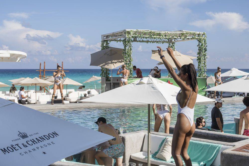 Melody Maker Cancún