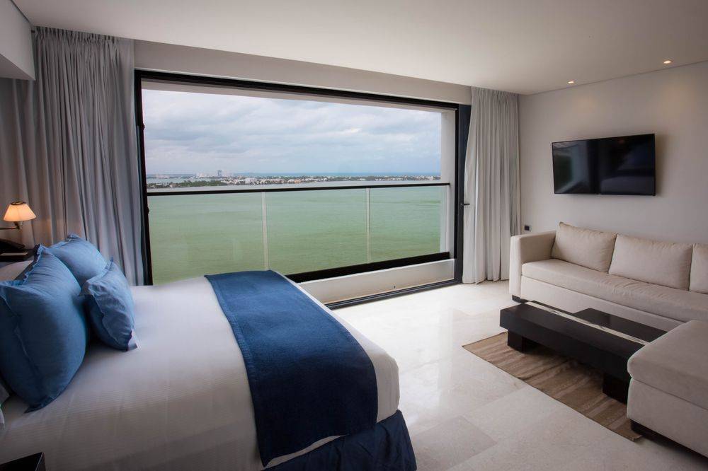 Melody Maker Cancún