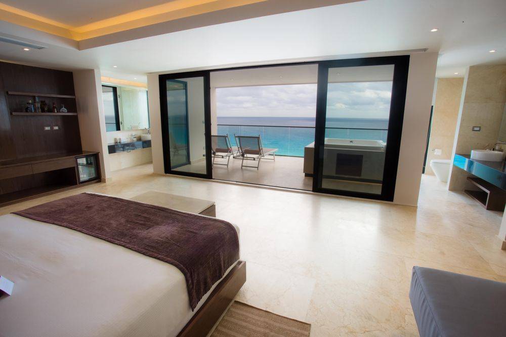 Melody Maker Cancún
