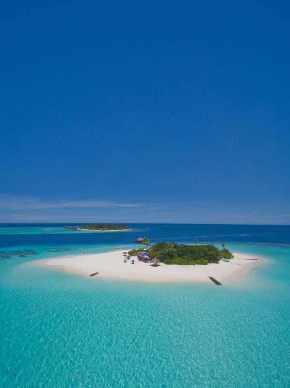 Outrigger Maldives Maafushivaru Resort