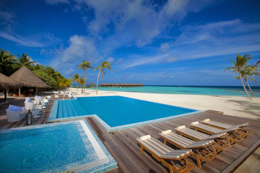Outrigger Maldives Maafushivaru Resort