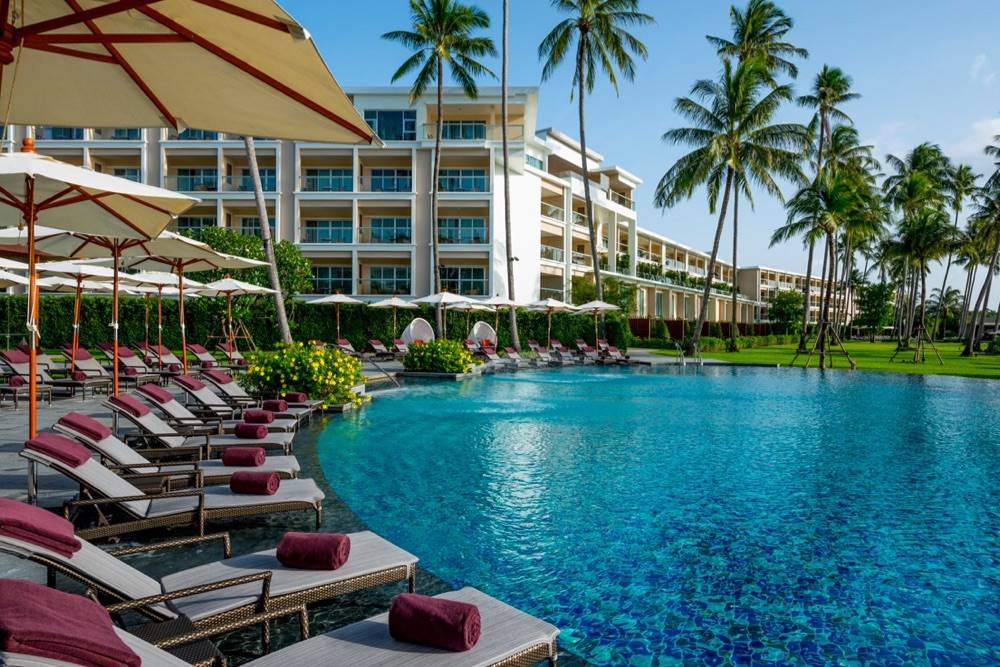 Crowne Plaza Panwa Beach Resort