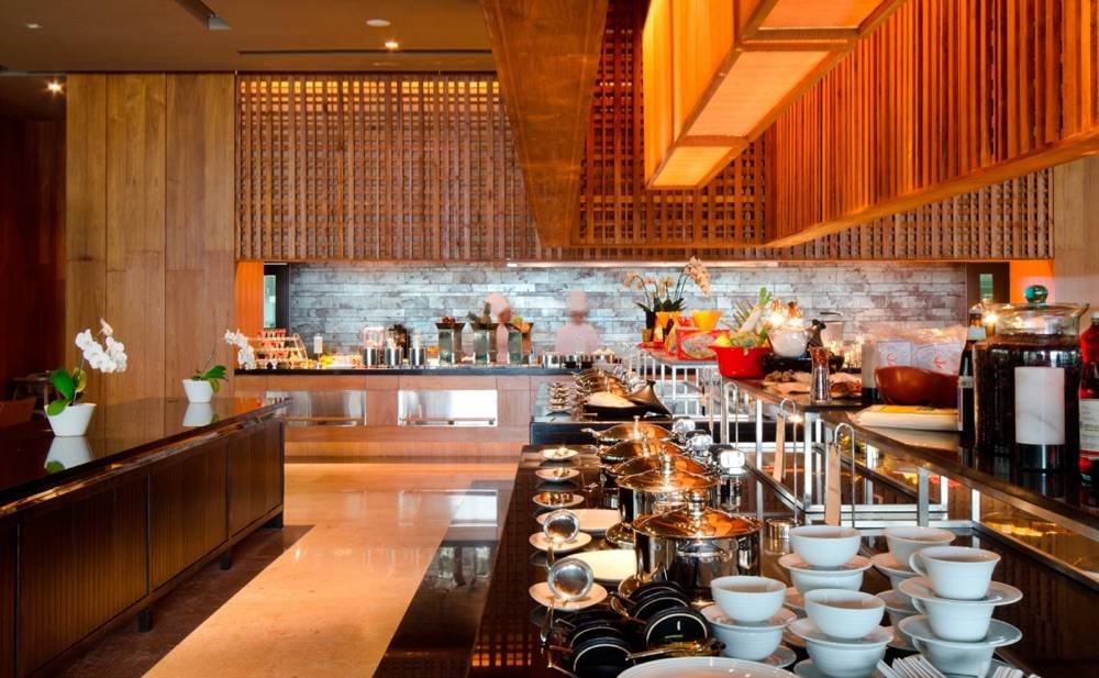 Crowne Plaza Panwa Beach Resort