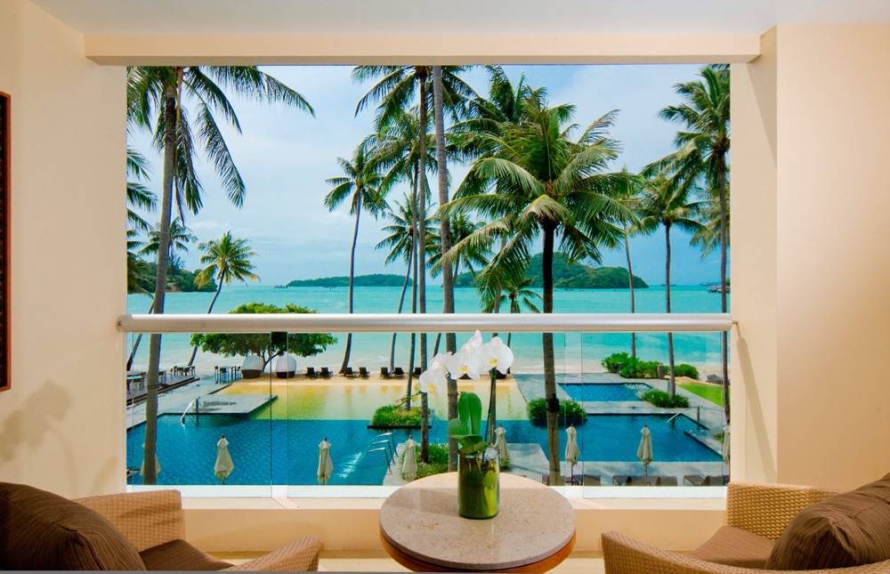 Crowne Plaza Panwa Beach Resort