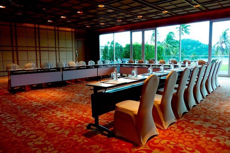 Crowne Plaza Panwa Beach Resort