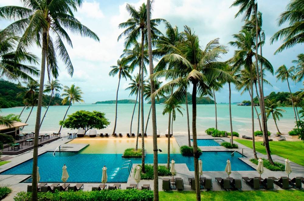 Crowne Plaza Panwa Beach Resort