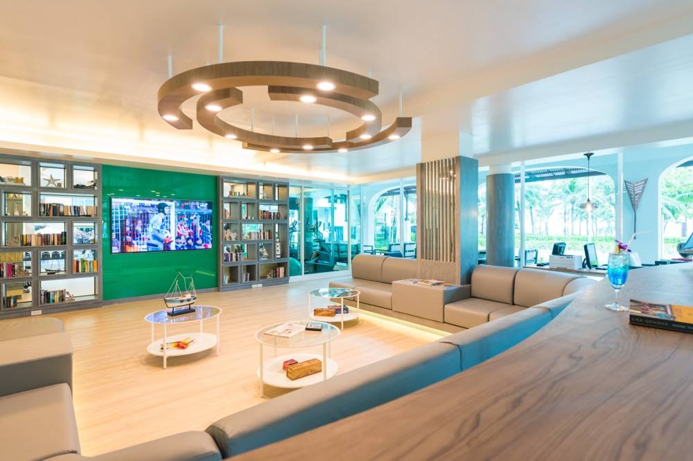 Katathani Phuket Beach Resort