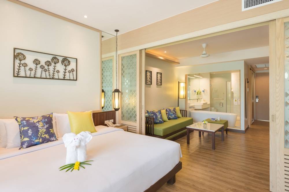 Katathani Phuket Beach Resort