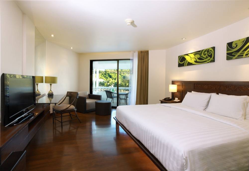 Le Meridien Phuket Beach Resort