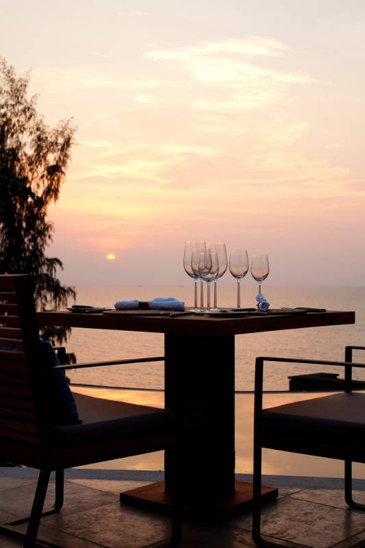 Pullman Phuket Arcadia Naithon Beach