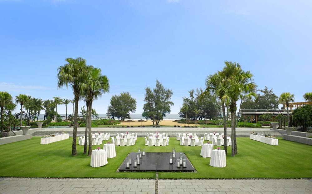 Banyan Tree Lang Co