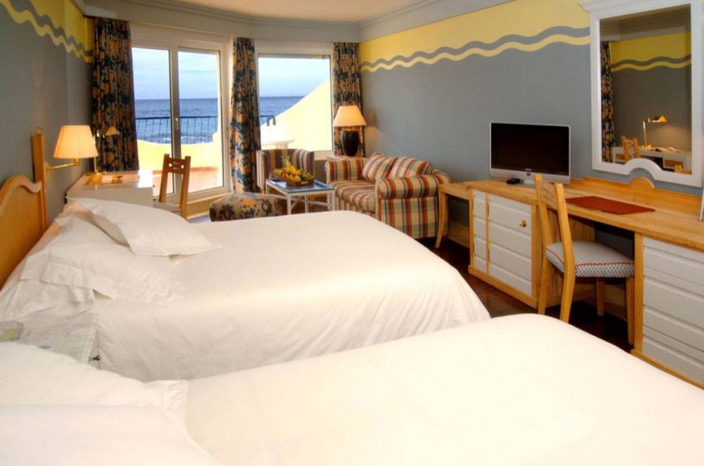 Hotel Playa Victoria