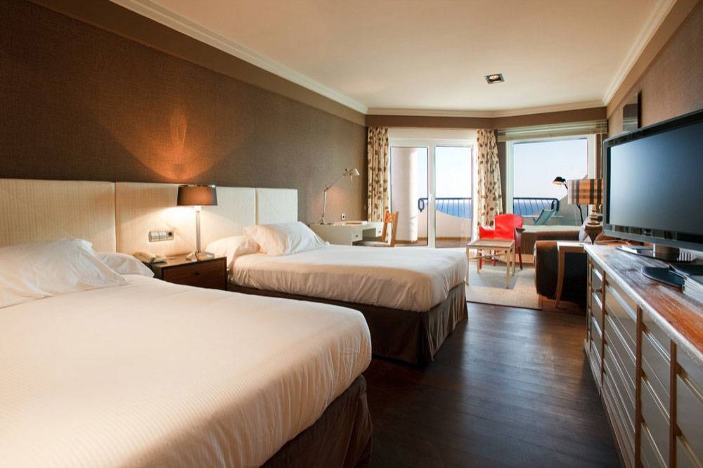 Hotel Playa Victoria