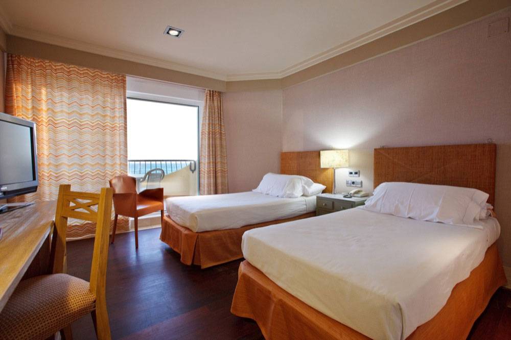 Hotel Playa Victoria