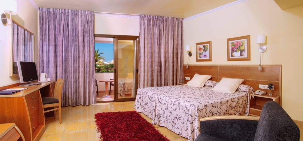 Invisa Hotel La Cala