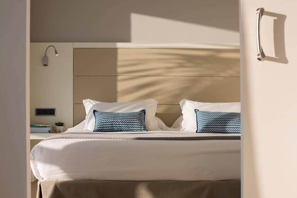 Las Gaviotas Suites Hotel