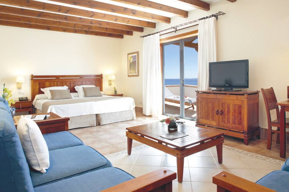 Princesa Yaiza Suite Hotel Resort