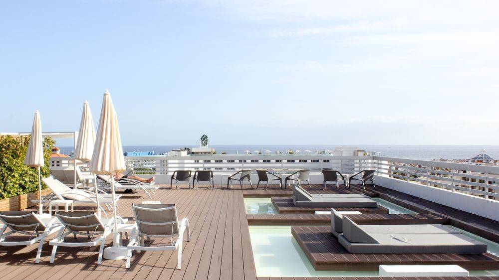 Coral Suites & Spa