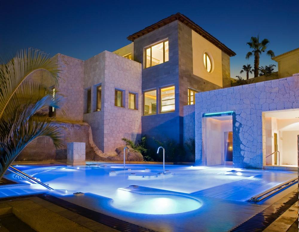 Bahia Del Duque Resort