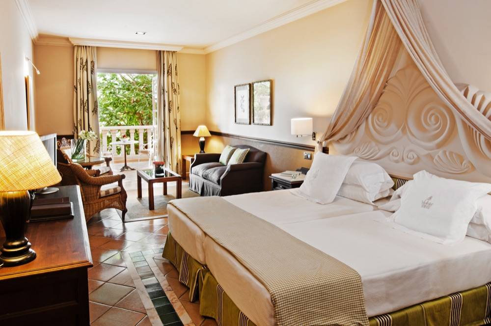 Bahia Del Duque Resort