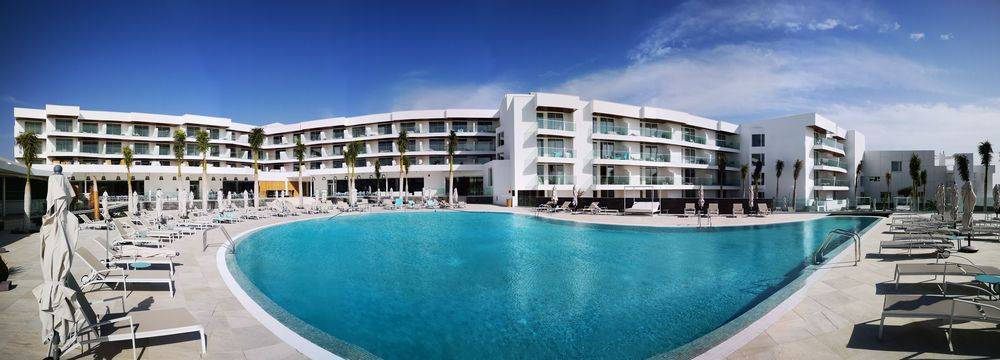 Hotel Lava Beach