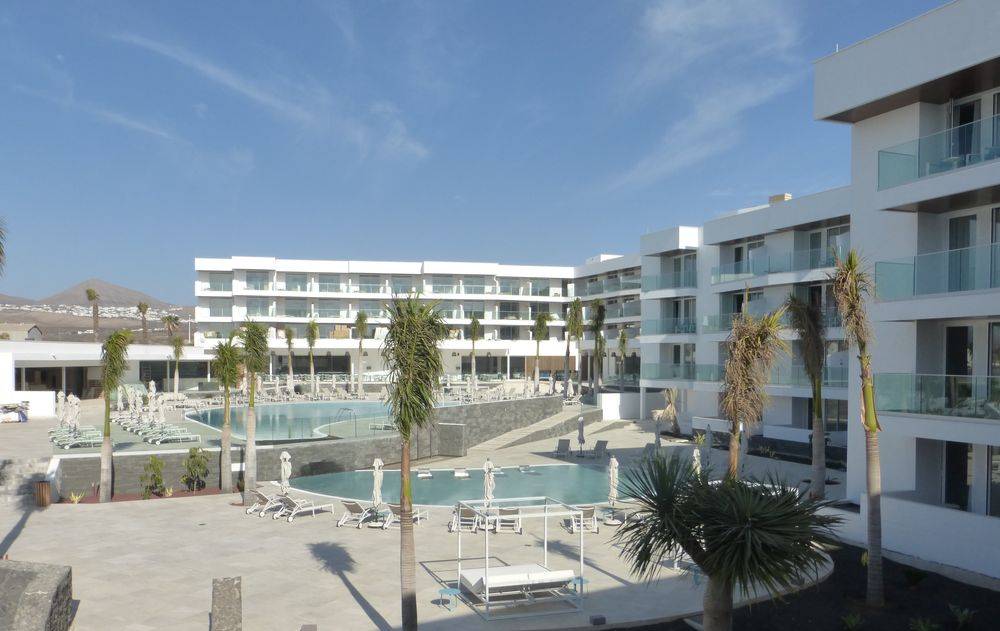 Hotel Lava Beach