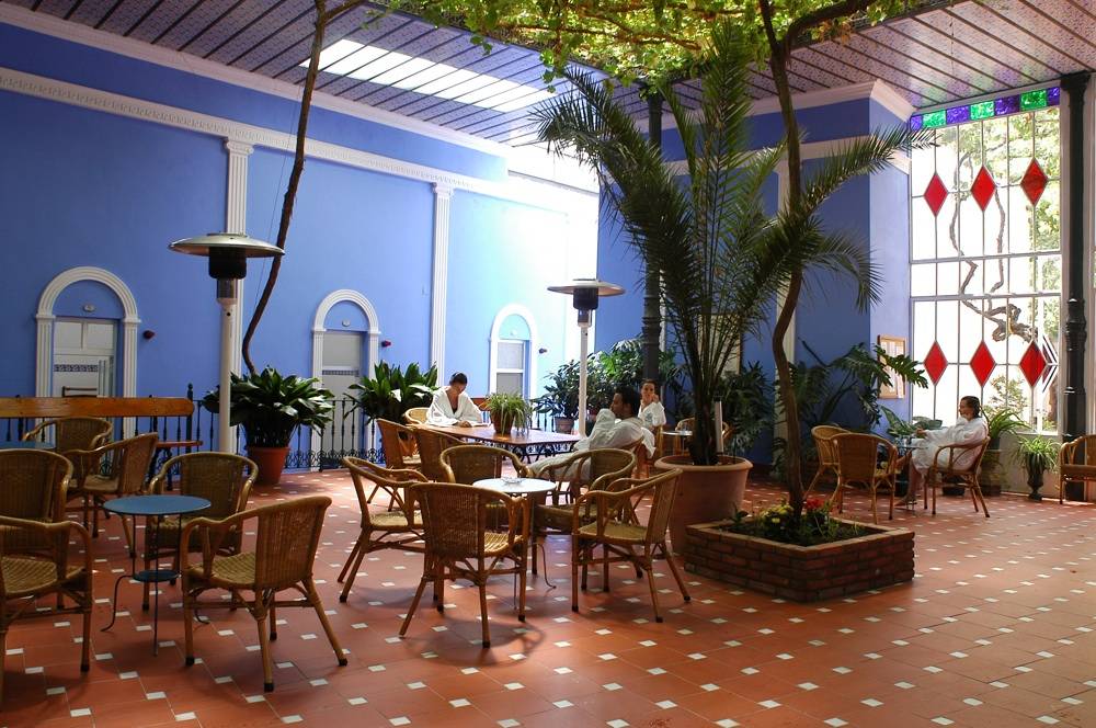 Gran Hotel Aqualange - Balneario de Alange