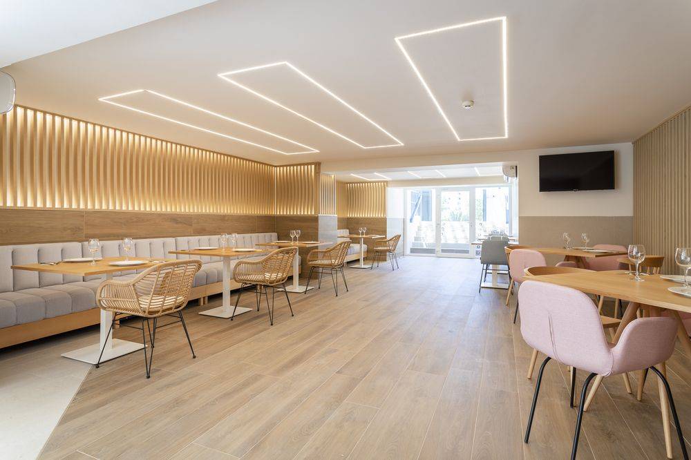 Halley Hotel & Apartments affiliated by Meliá