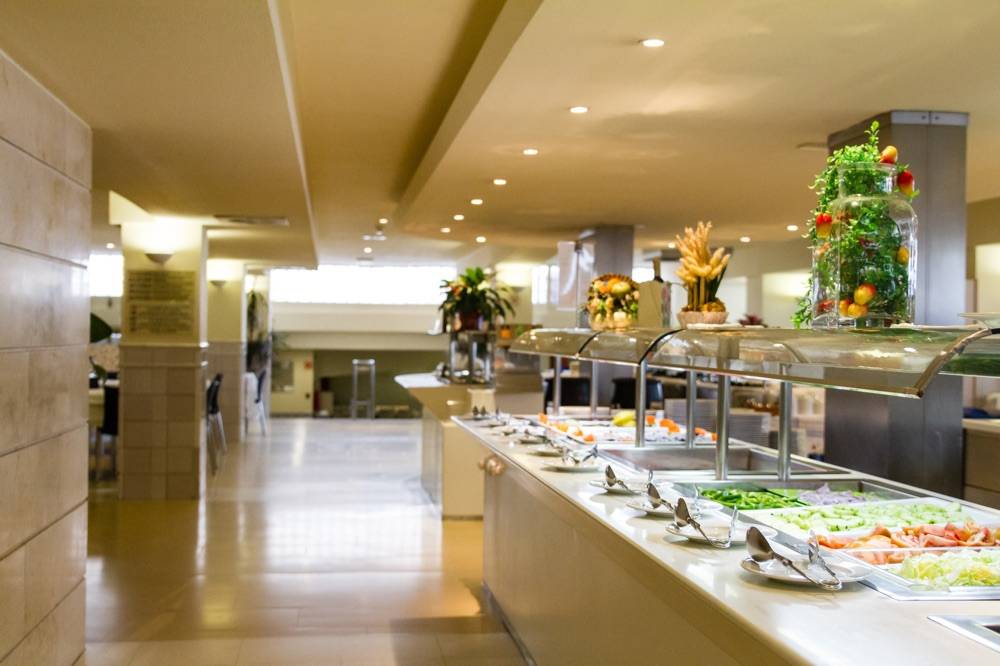 Hotel Port Fiesta Park