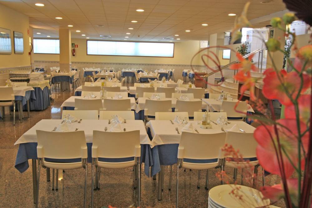 Hotel Port Fiesta Park