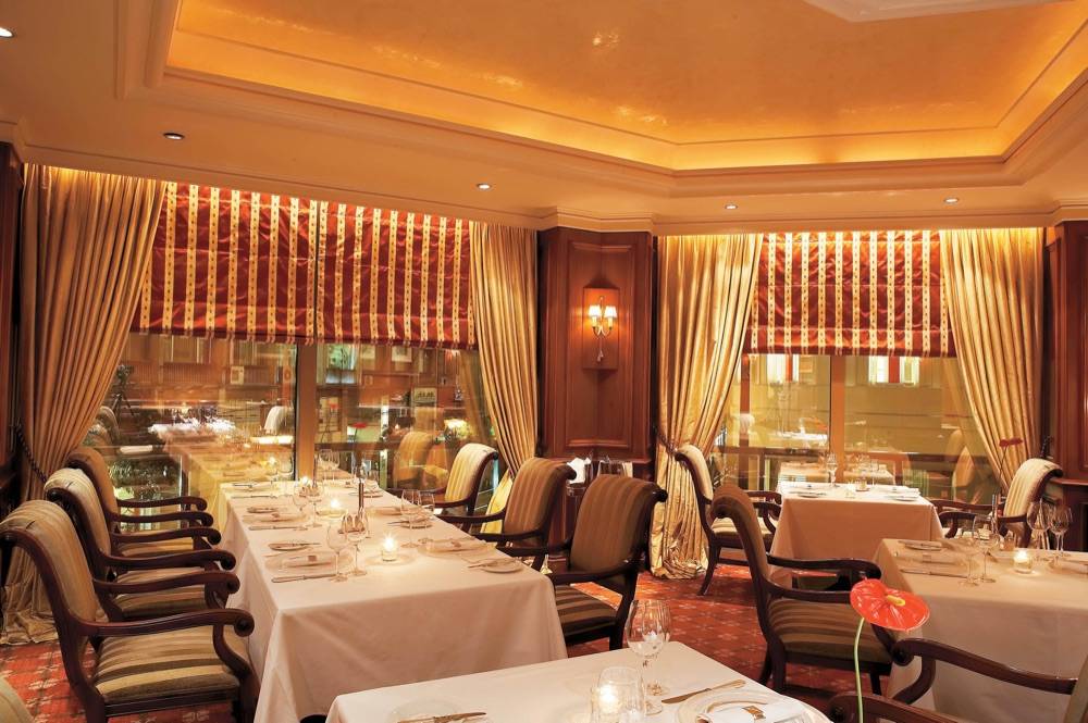 Njv Athens Plaza Hotel