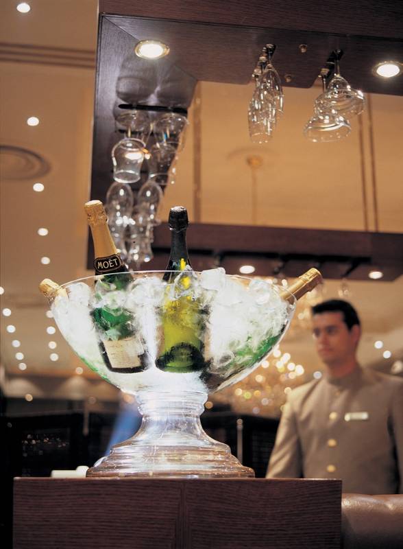 Divani Caravel