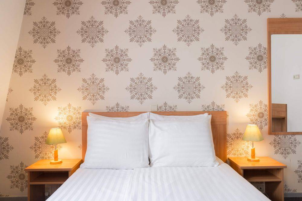 Rho Hotel