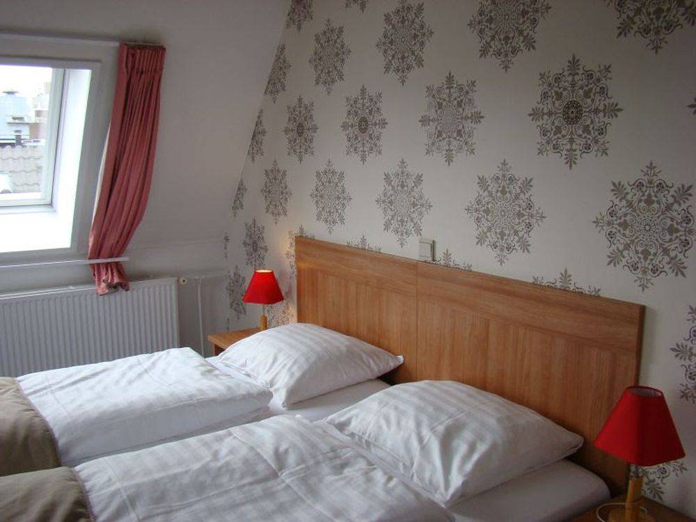Rho Hotel