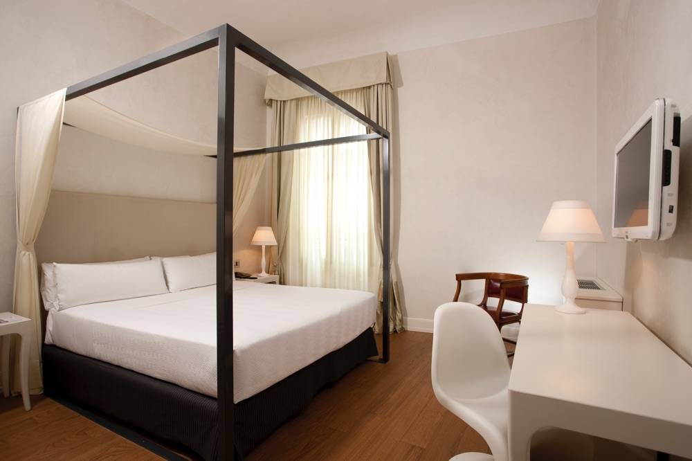 Porta Rossa Hotel Firenze, Colbert Collection