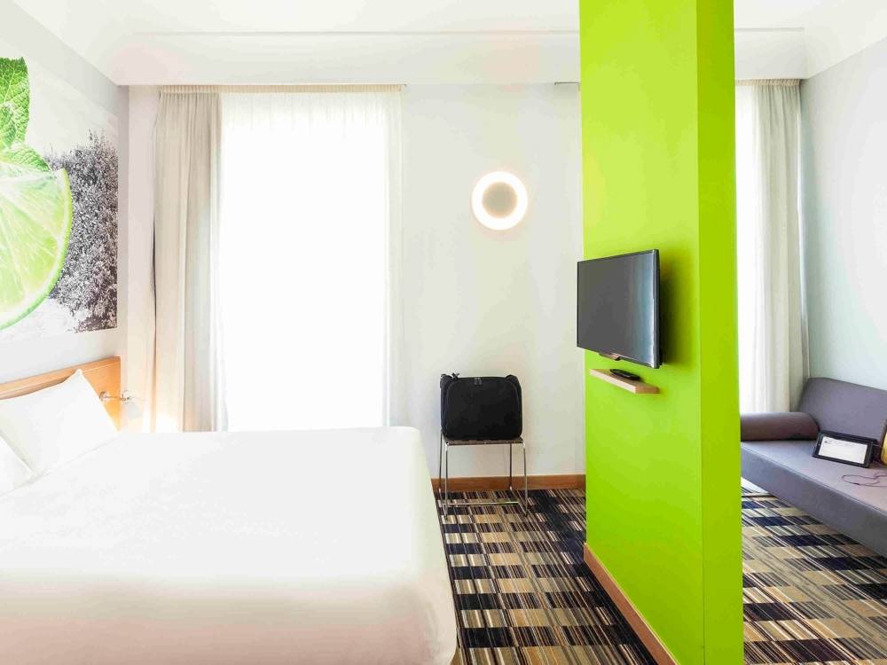 Ibis Styles Napoli Garibaldi