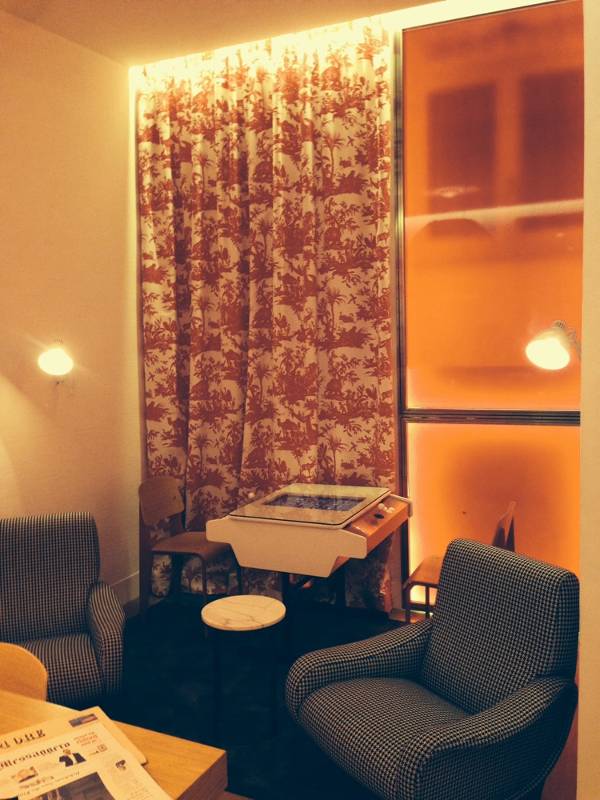 Hotel White