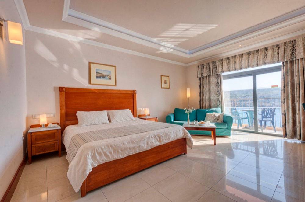 Paradise Bay Resort