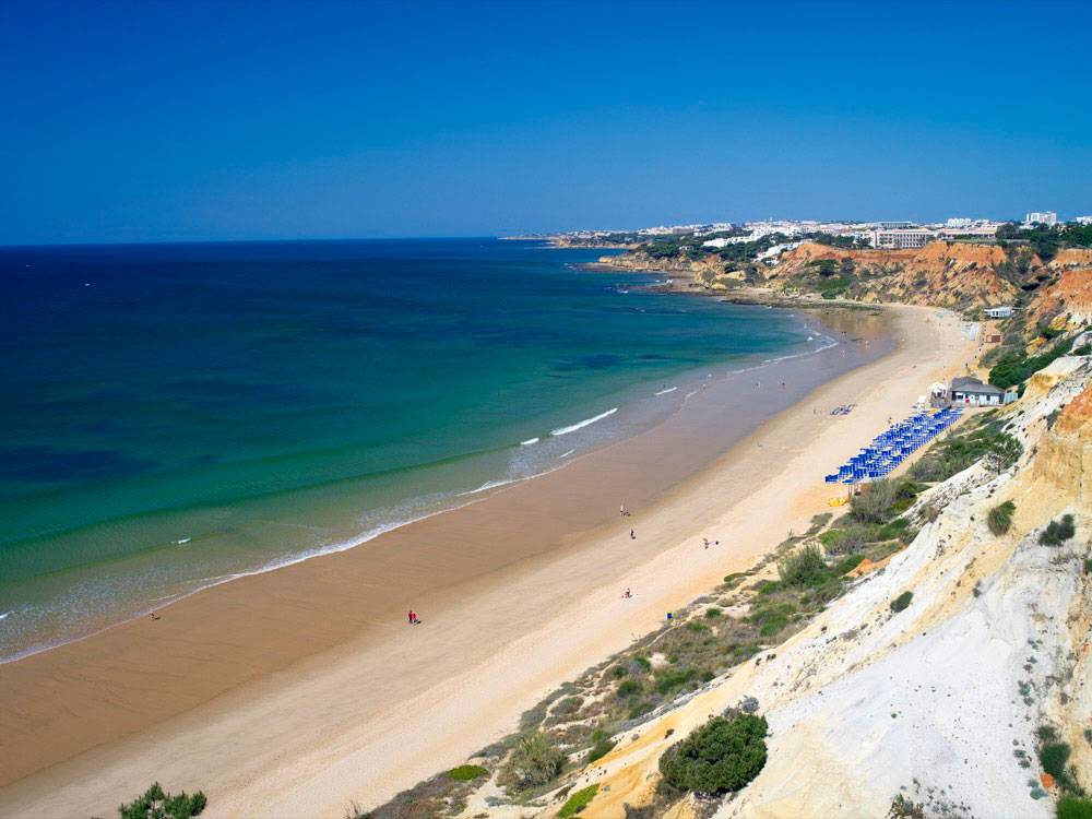 Pine Cliffs Hotel, a Luxury Collection Resort