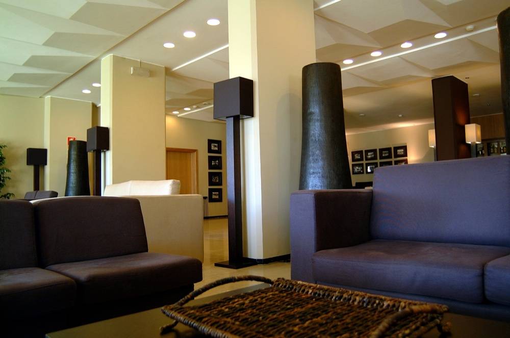 Carcavelos Beach Hotel