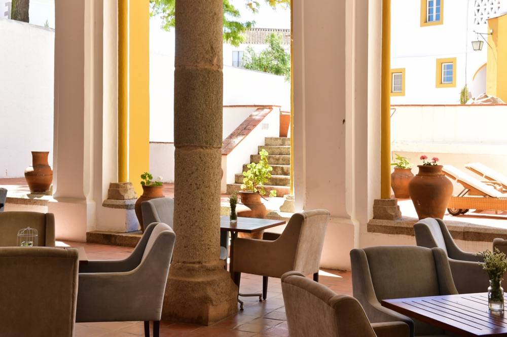 Pousada Convento Evora - Historic Hotel